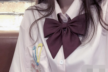 1561701628878692.png